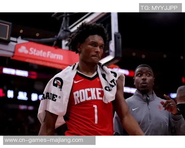 独行侠宣布裁掉小丹尼斯史密斯班顿与厄尔三名球员以调整阵容 独行侠宣布裁掉小丹尼斯史密斯班顿与厄尔三名球员以调整阵容