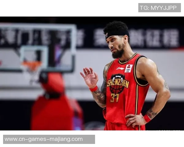 布克谈球队氛围:每天进步心态教练支持让我们乐在其中 布克谈球队氛围:每天进步心态教练支持让我们乐在其中