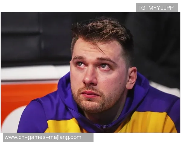 东契奇谈球队开局表现强调努力与领导力詹姆斯的榜样作用 东契奇谈球队开局表现强调努力与领导力詹姆斯的榜样作用