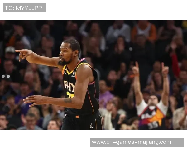 杜兰特拼尽全力31分钟砍27分却无缘末节出场的无奈时刻